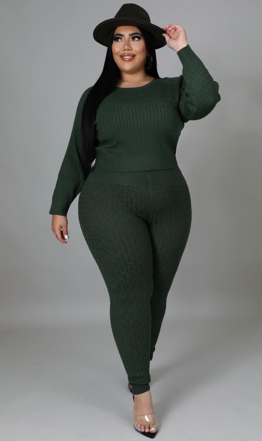 CHIC PLUS SIZE TWO PIECE JOGGER SET (OLIVE)