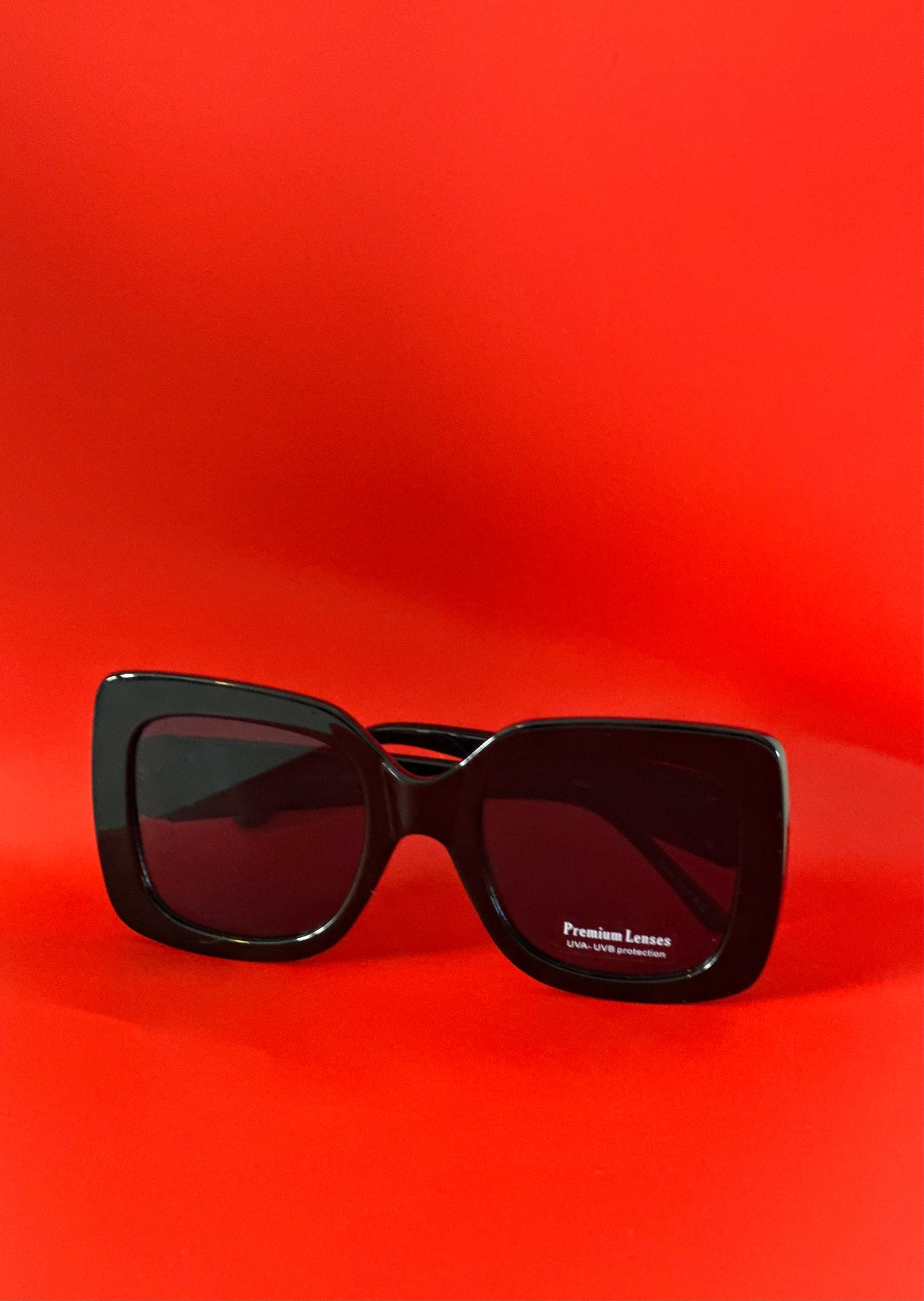 OVERSIZE SUNGLASSES (BLACK )