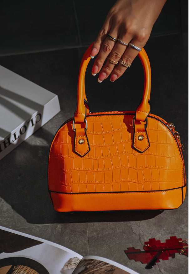 MONICA SHOW OUT BAG (ORANGE)